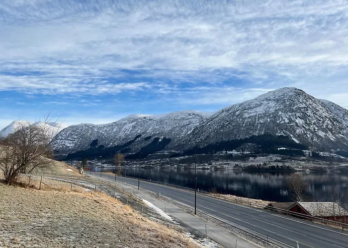 Husslattene With Terrace Διαμέρισμα Skei (Sogn og Fjordane)